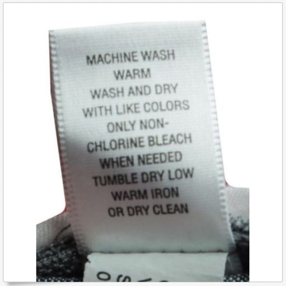 🌿Banana Republic Casual Cuffed Chambray Shorts 2 - Picture 6 of 6